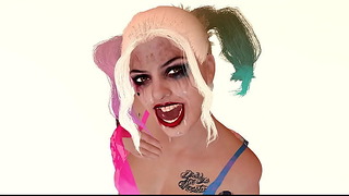 Crazy Harley Quinn vil at du skal komme i ansiktet hennes