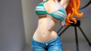 One Piece Nami Sister’s Figure Taking A Huge Cumshot – I Just Saw This Hot Figure And Coudn’t Resist
