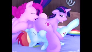 Ponygirl Rainbow Dash Solo